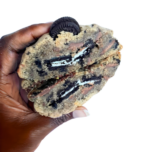 Vegan Oreo Chunky Cookie